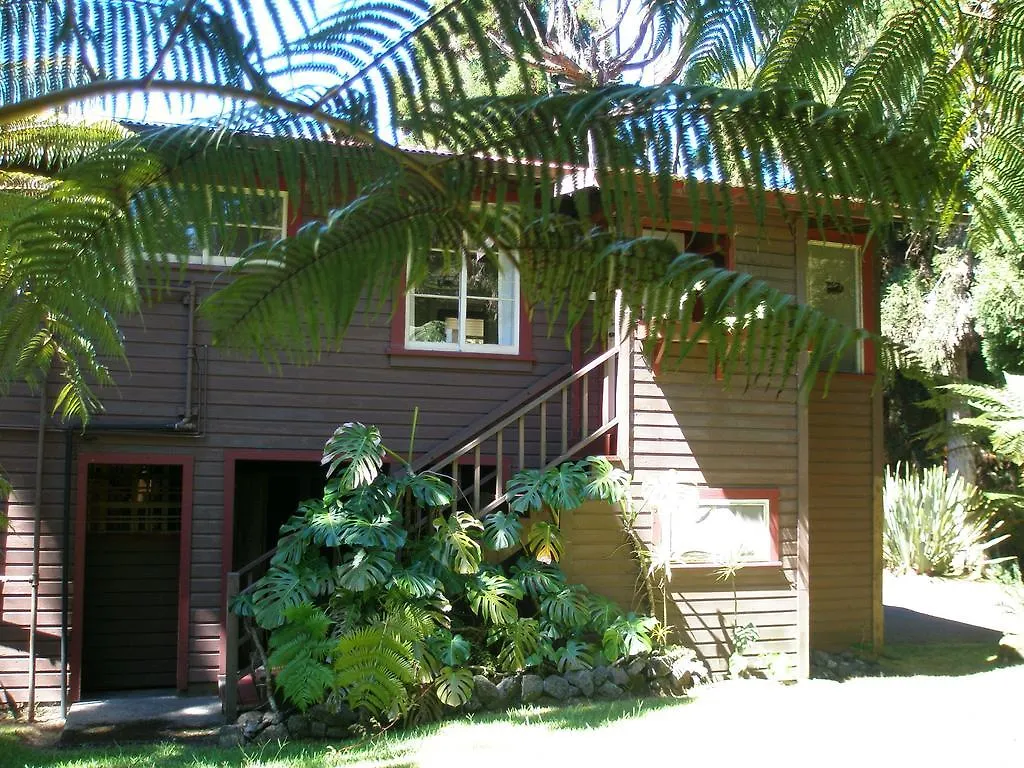 Volcano Country Cottages